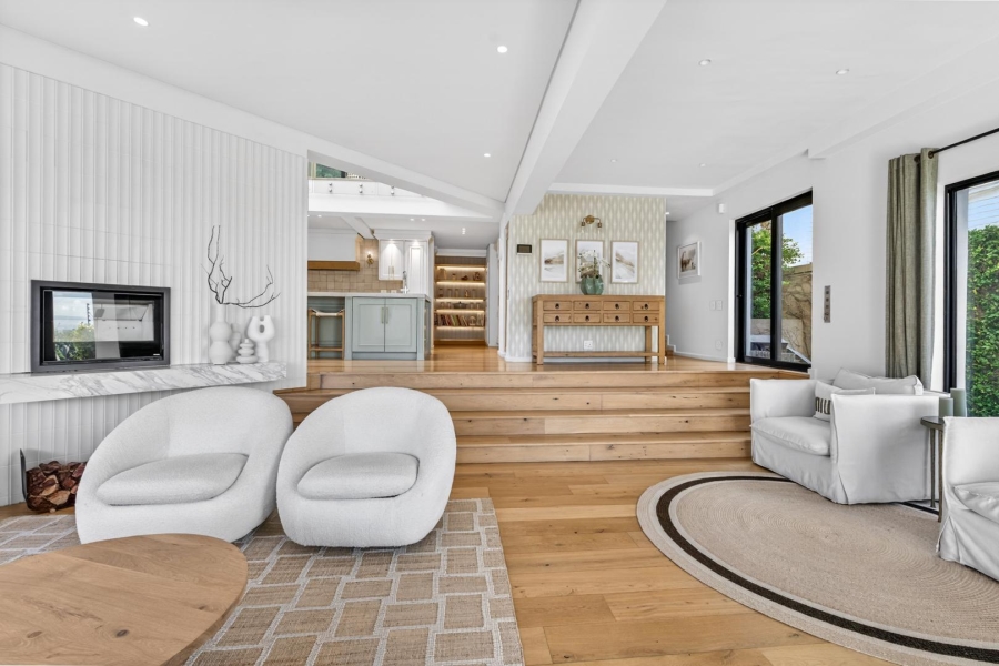 4 Bedroom Property for Sale in Tamboerskloof Western Cape